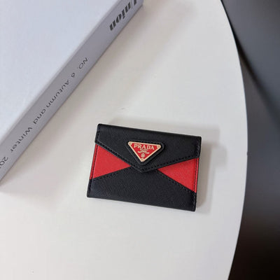 Designer card holder perfect for fashion-forward individuals