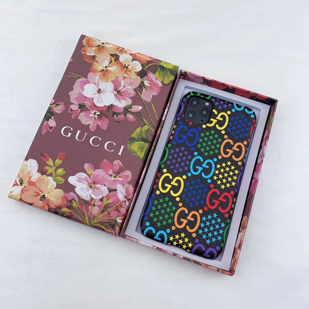 Eye-catching GG patterned phone accessory for Samsung smartphones